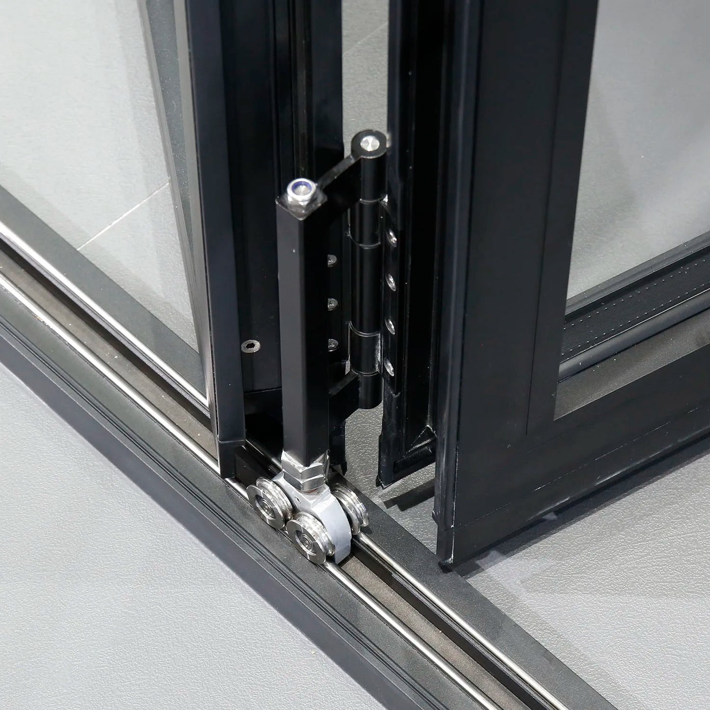 Exterior Patio Doors Modern Waterproof Glass Bifold Door for House Thermal Break Aluminum Accordion Type Folding Door